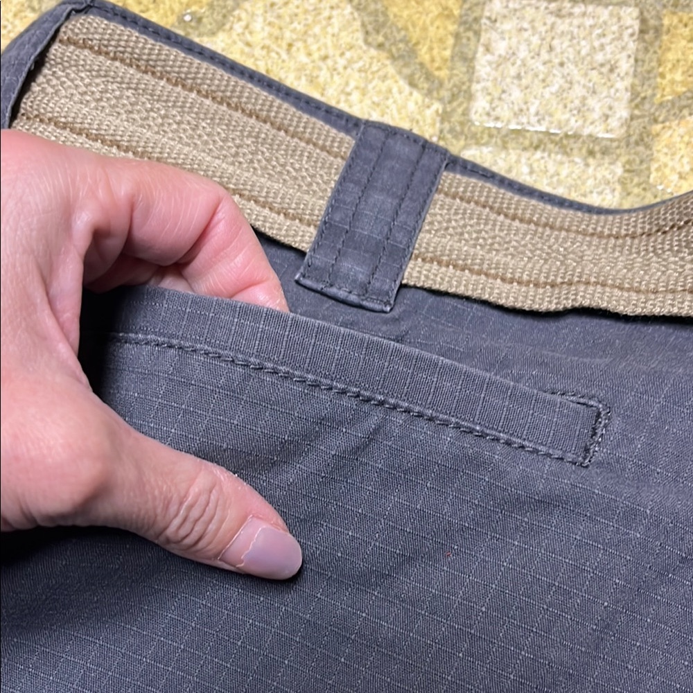 EUC two Ranch Tough Gray and Blue Cargo Shorts - Picture 9 of 16